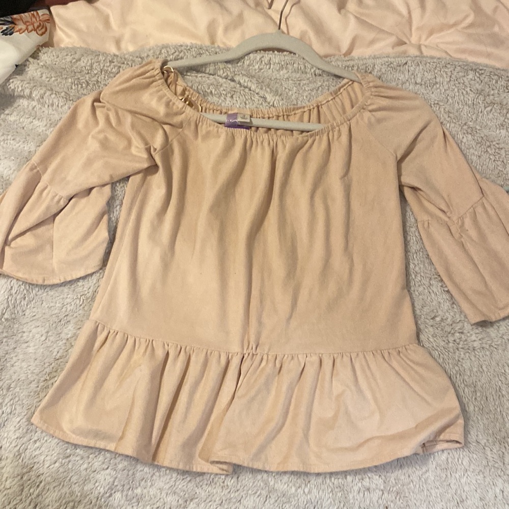 Long sleeve pinkish velvet top